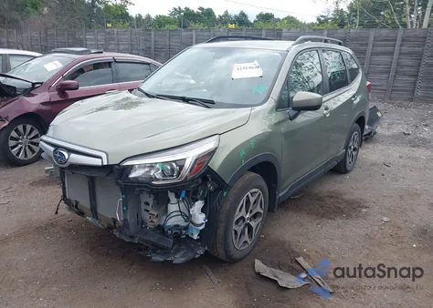 2020 Subaru Forester Premium z USA, uszkodzony, nr VIN JF2SKAJC7LH406589